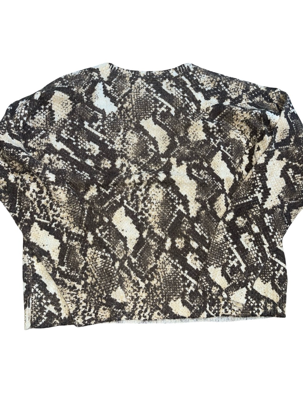 CeCe Snakeskin Python Print Crewneck Sweater - Size Medium - NWT - Picture 7 of 7